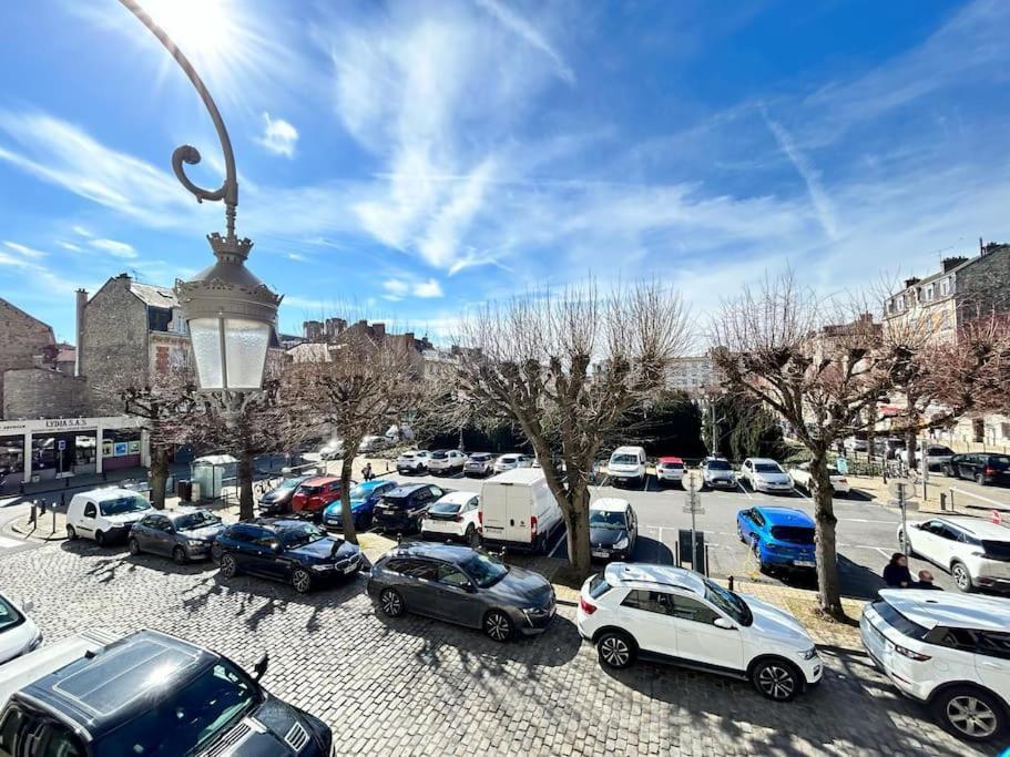 Forum Champagne Grand T2 Climatise Vue Cathedrale Reims Bagian luar foto